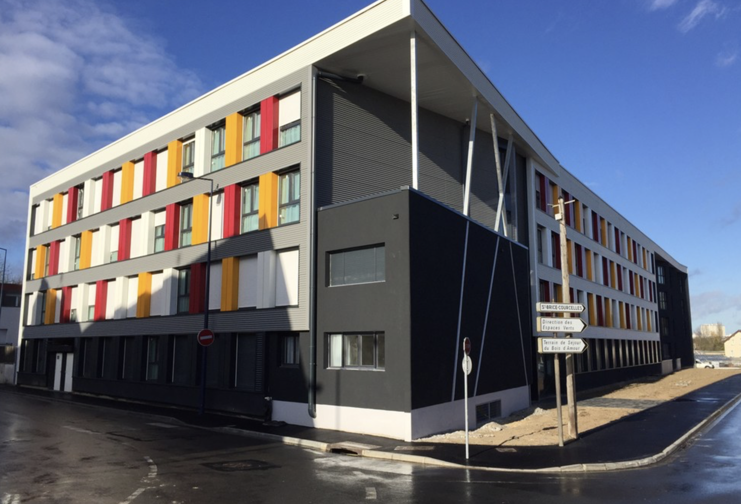 INVESTISSEMENT LMNP - RESIDENCE ETUDIANTE - REIMS (51) — photo 1
