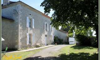 Maison 6 Pièces 215 m² à vendre à Montmoreau (16190)