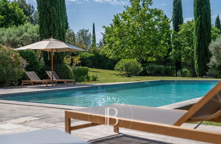 AIX-EN-PROVENCE – BASTIDE 350 M² – PARC  DE 7000 M² – PISCINE – — photo 4