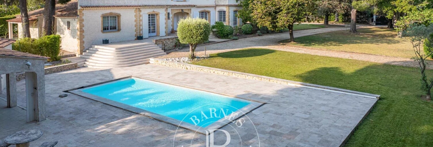 Maison 7 Pièces 250 m² à vendre à Aix-en-Provence (13090)