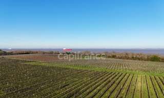 Maison 12 Pièces 1357 m² à vendre à Saint-Yzans-de-Médoc (33340)