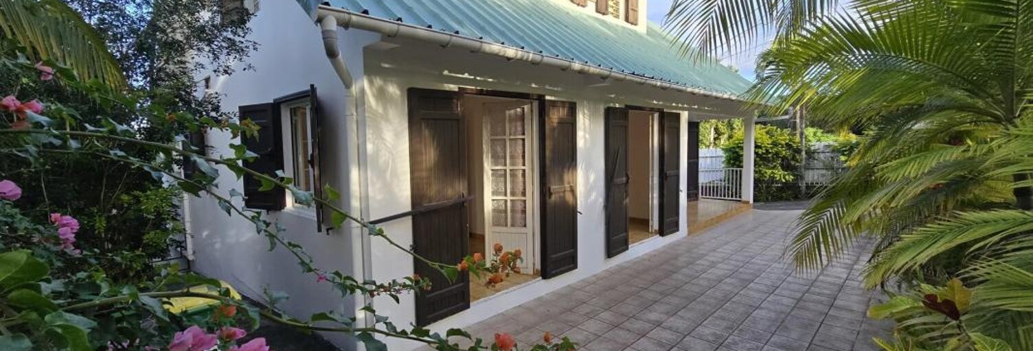 Maison 8 Pièces 160 m² à vendre à Saint-Pierre (97410)