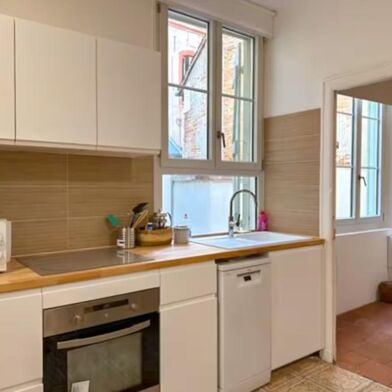 Appartement 2 pièces 890 €