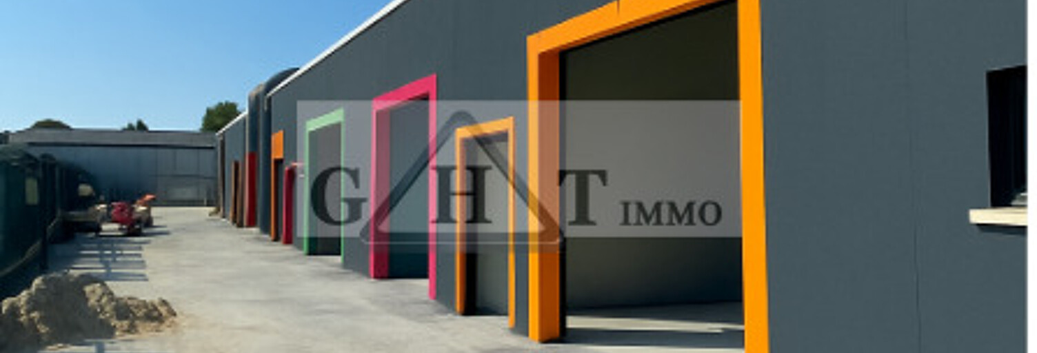 Local industriel  105 m² à louer à Vaux-le-Pénil (77000)