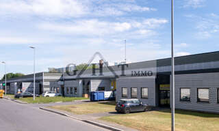 Local industriel  568 m² à louer à Le Bourget (93350)