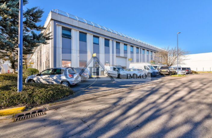 Entrepot à la location de 1300m² — photo 2