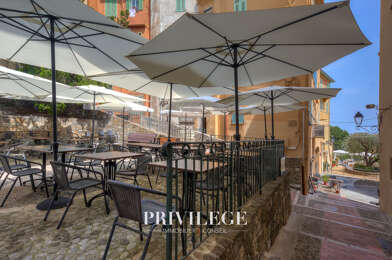 Commerce  440000 €