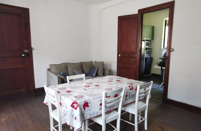 Vente maison 8 pièces 152 m² Saint-Mamet (31110) — photo 3