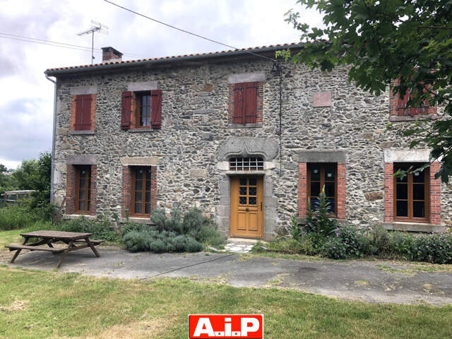 Maison 7 pièces 184 m² à Pouzauges — photo du bien