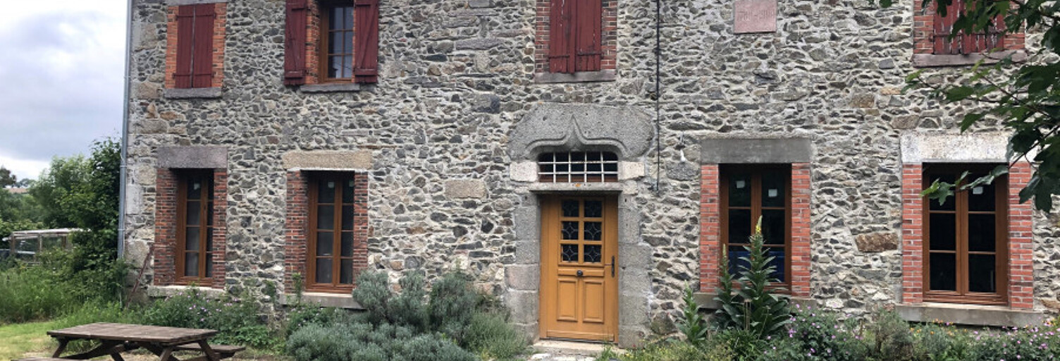 Maison 7 Pièces 184 m² à vendre à Pouzauges (85700)