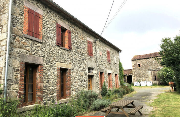 Vente maison 7 pièces 184 m² Pouzauges (85700) — photo 5