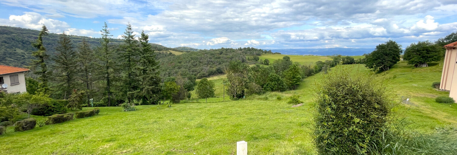 Terrain  1447 m² à vendre à Léotoing (43410)