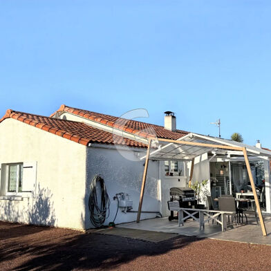 Maison 5 pièces 310900 €