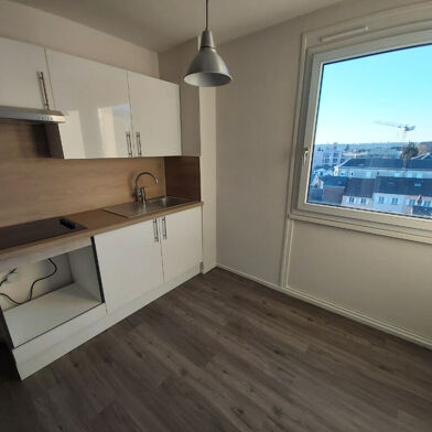 Appartement 3 pièces 977 €