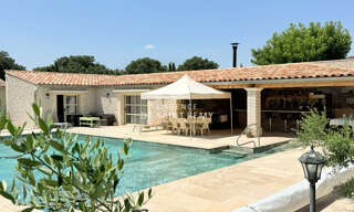 Maison 8 Pièces 140 m² à vendre à Eyragues (13630)