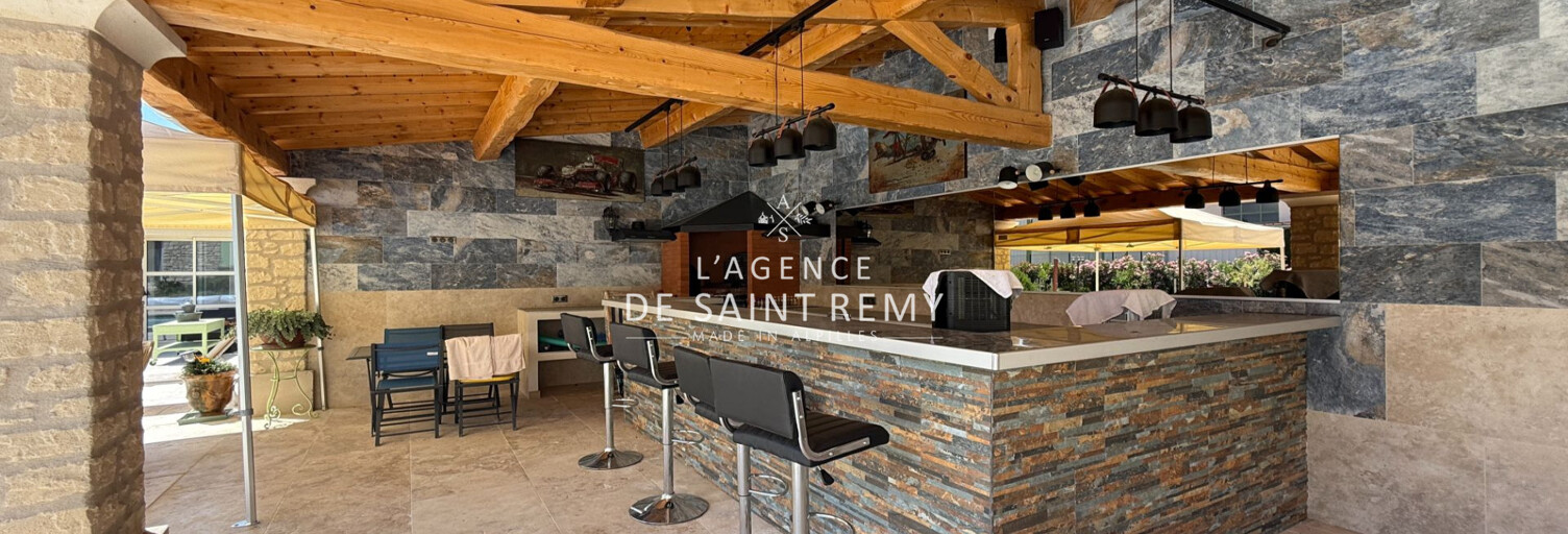 Maison 8 Pièces 140 m² à vendre à Eyragues (13630)