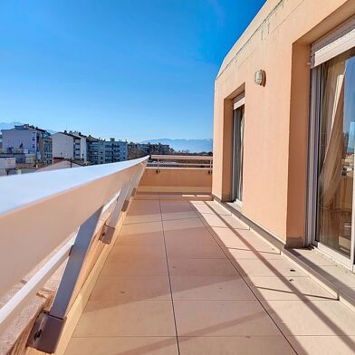 Appartement 3 pièces 214000 €