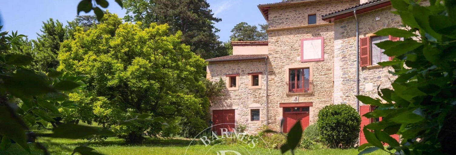 Maison 14 Pièces 543 m² à vendre à Millery (69390)