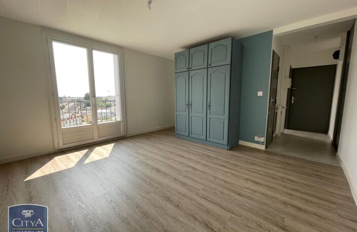 Vente appartement 1 pièce 28 m² Châteauroux (36000) — photo 2