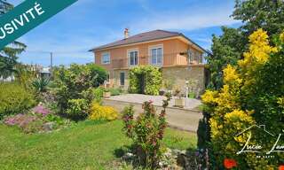 Maison 8 Pièces 163 m² à vendre à Saint-Germain-Lembron (63340)
