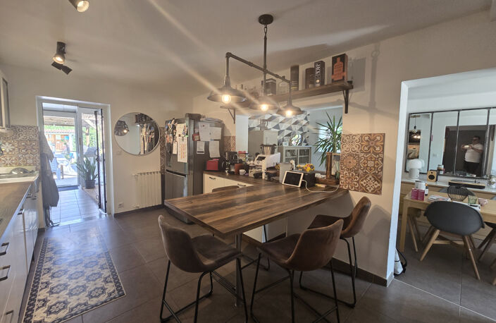 Romans, belle maison T7 de 175 M2 au calme quartier résident — photo 2