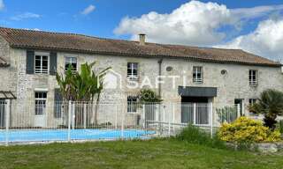 Maison 11 Pièces 400 m² à vendre à Aiffres (79230)