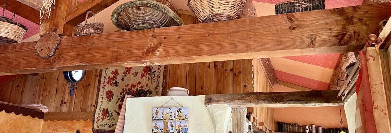 Maison 8 Pièces 232 m² à vendre à Lespignan (34710)