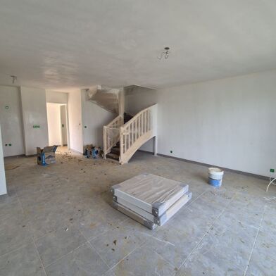 Maison 4 pièces 372000 €