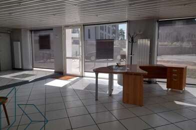 Commerce  564100 €