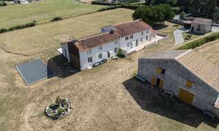 Maison 13 Pièces 320 m² à vendre à Contré (17470)