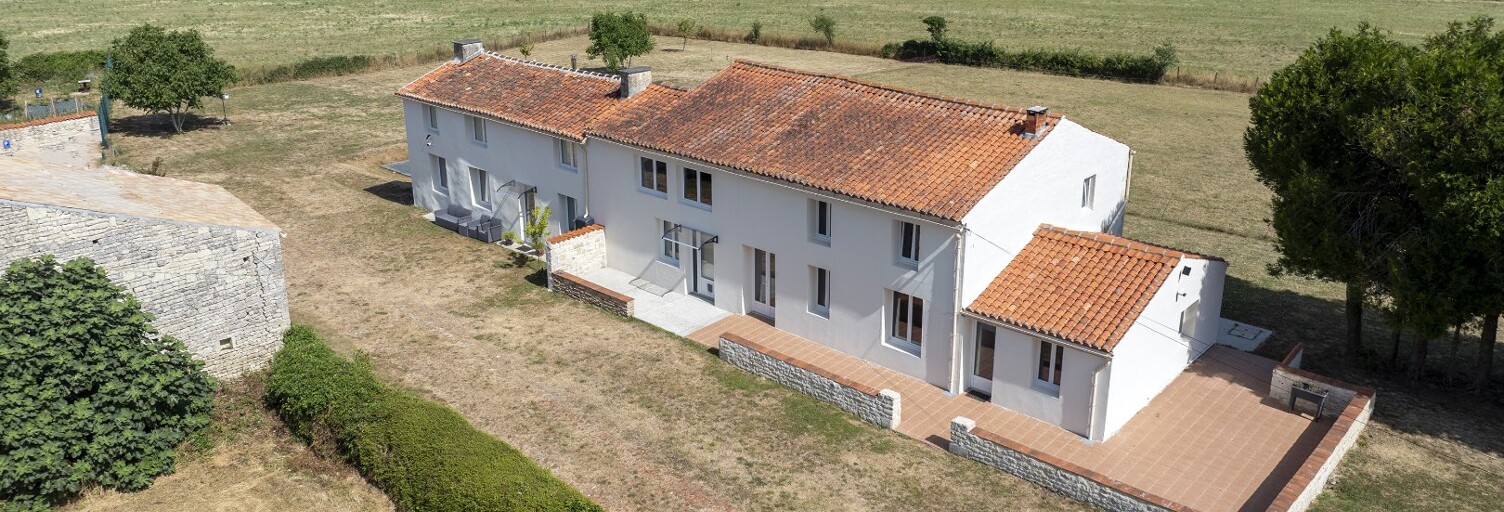 Maison 13 Pièces 320 m² à vendre à Contré (17470)