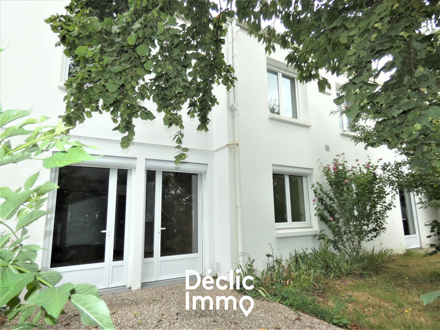 Villa / Maison  T8 à vendre Roche-sur-Yon (La) 85000