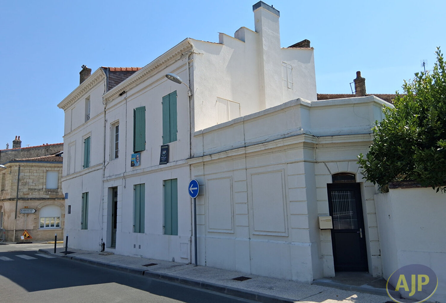 Grande maison  à Pauillac — photo 1