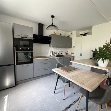 Appartement 3 pièces 215000 €