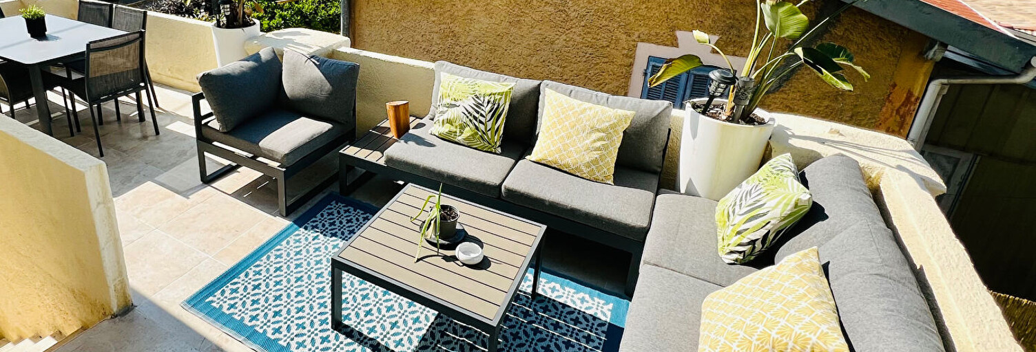 Maison 9 Pièces 193 m² à vendre à Cagnes-sur-Mer (06800)