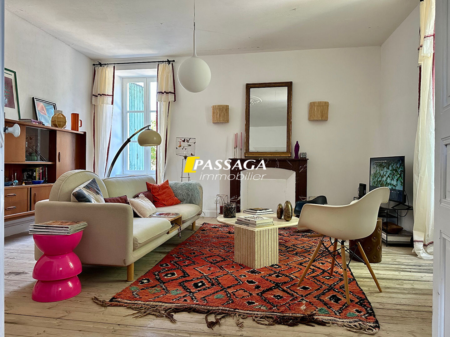 Villa / Maison  T8 à vendre Saint-Saturnin-de-Lenne 12560