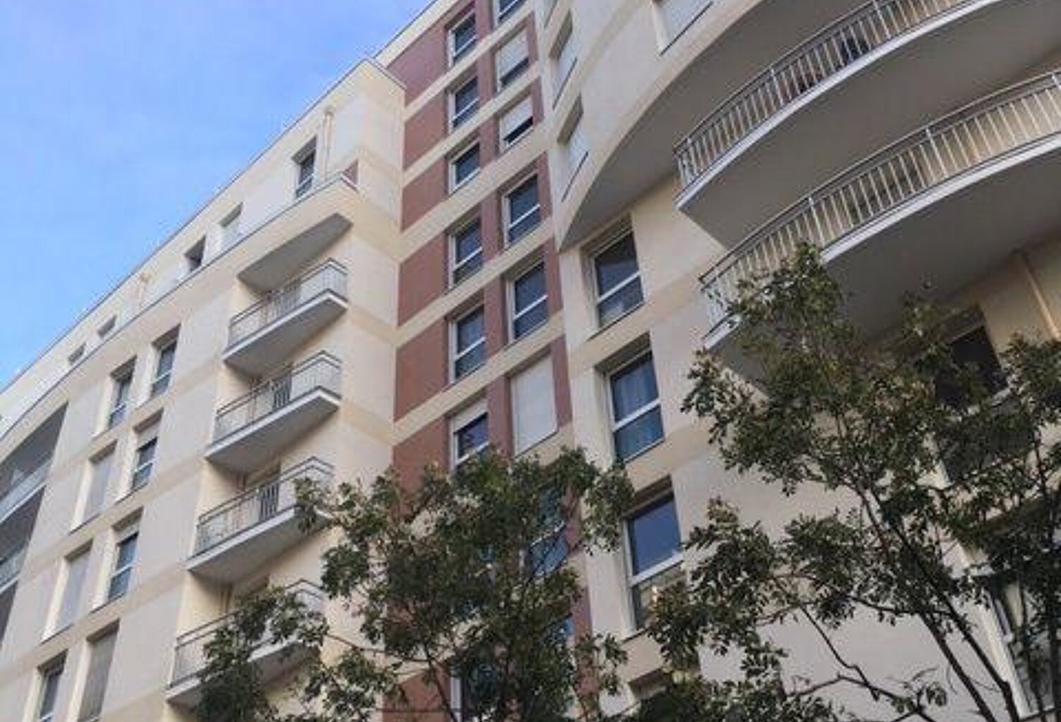 Appartement - 18m² - Courbevoie — photo 1