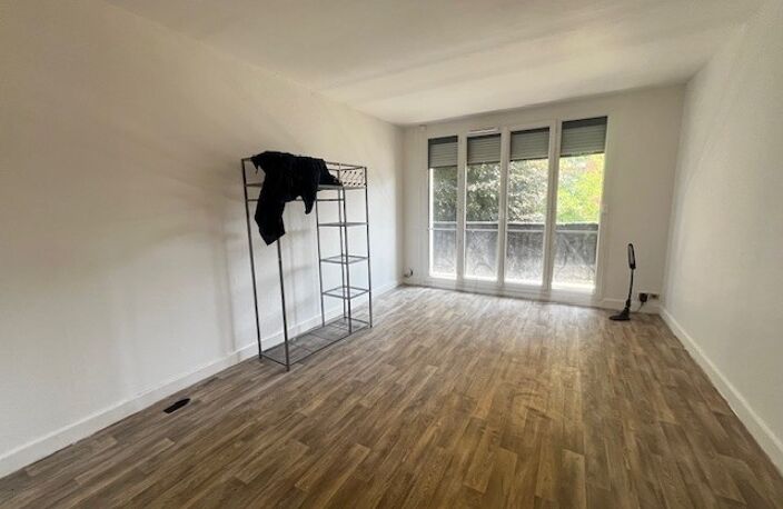 Vente appartement 3 pièces 55 m² Bondy (93140) — photo 2