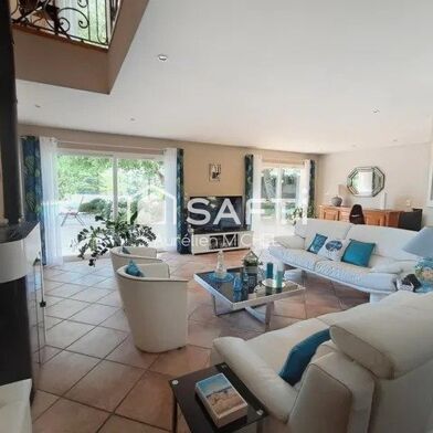Maison 7 pièces 570000 €