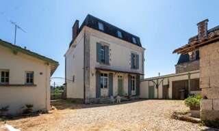 Maison 9 Pièces 200 m² à vendre à Chalais (16210)