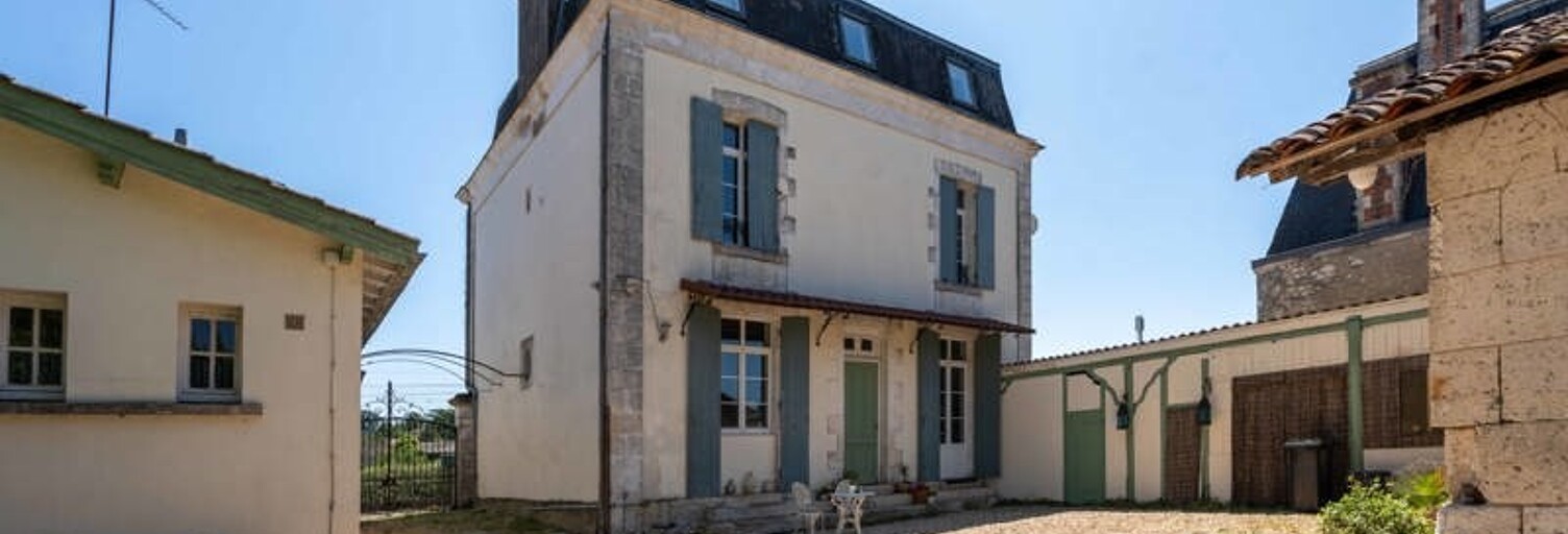 Maison 9 Pièces 200 m² à vendre à Chalais (16210)