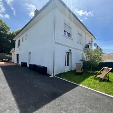 Appartement 4 pièces 263000 €