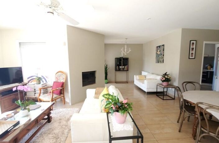 Contemporaine de 5 pièces principales — photo 2