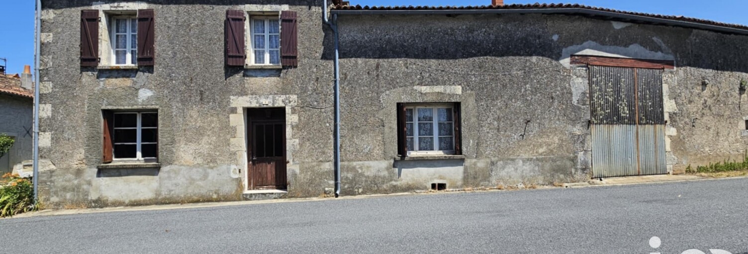 Maison 6 Pièces 103 m² à vendre à Chassiecq (16350)