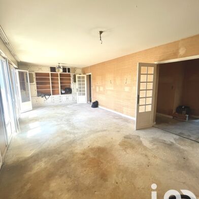 Appartement 5 pièces 167000 €