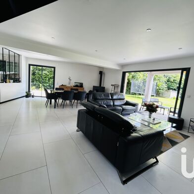 Maison 7 pièces 445000 €