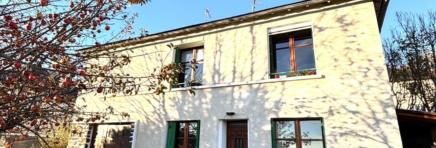 Maison 5 Pièces 97 m² à vendre à Neuvéglise-sur-Truyère (15260)