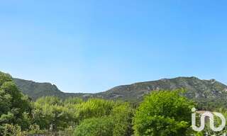 Maison 5 Pièces 266 m² à vendre à Eygalières (13810)