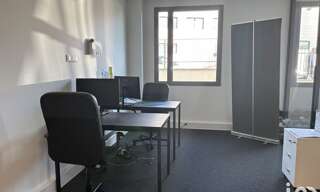 Bureau  14 m² à louer à Champagne-au-Mont-d'Or (69410)