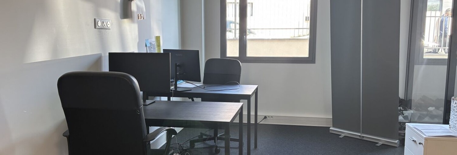 Bureau  14 m² à louer à Champagne-au-Mont-d'Or (69410)